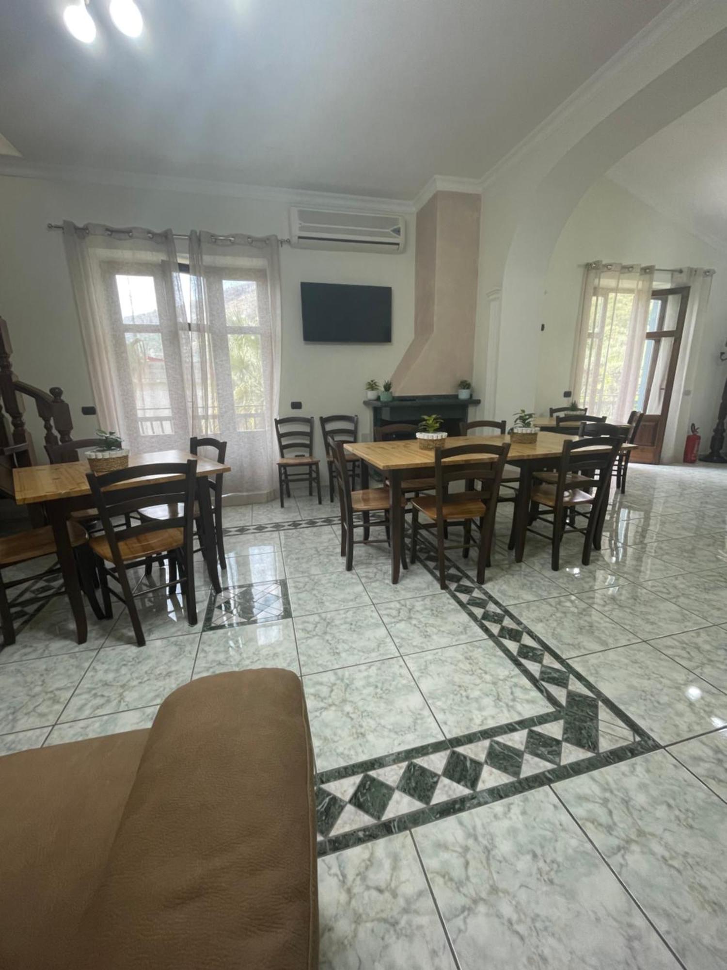 Villa Agata Forchia Экстерьер фото